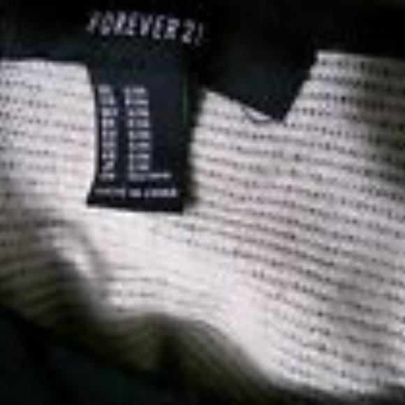 FOREVER21 Shawl Sweater Pullover S/M Black White Southwestern Aztec print SOFT! - Picture 8 of 8